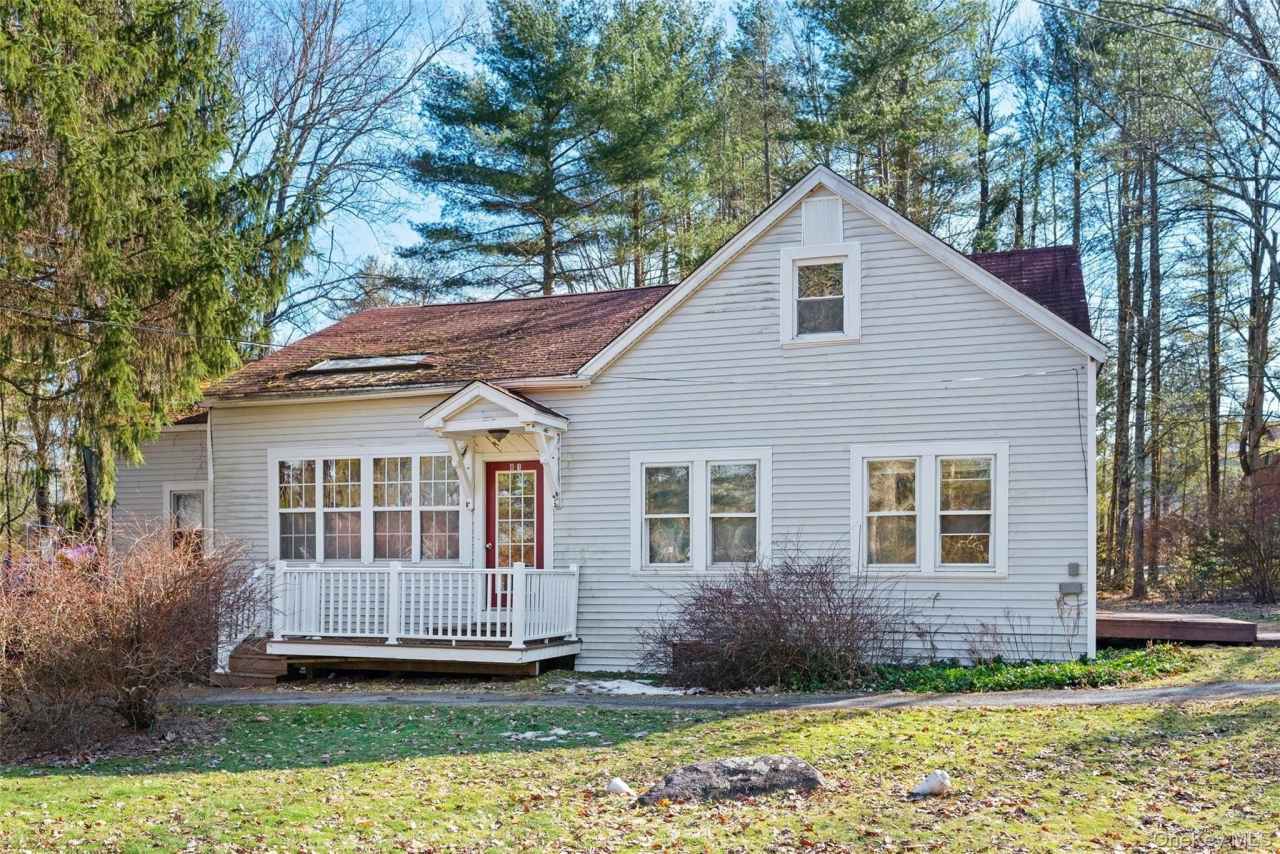 443 Sackett Lake Road