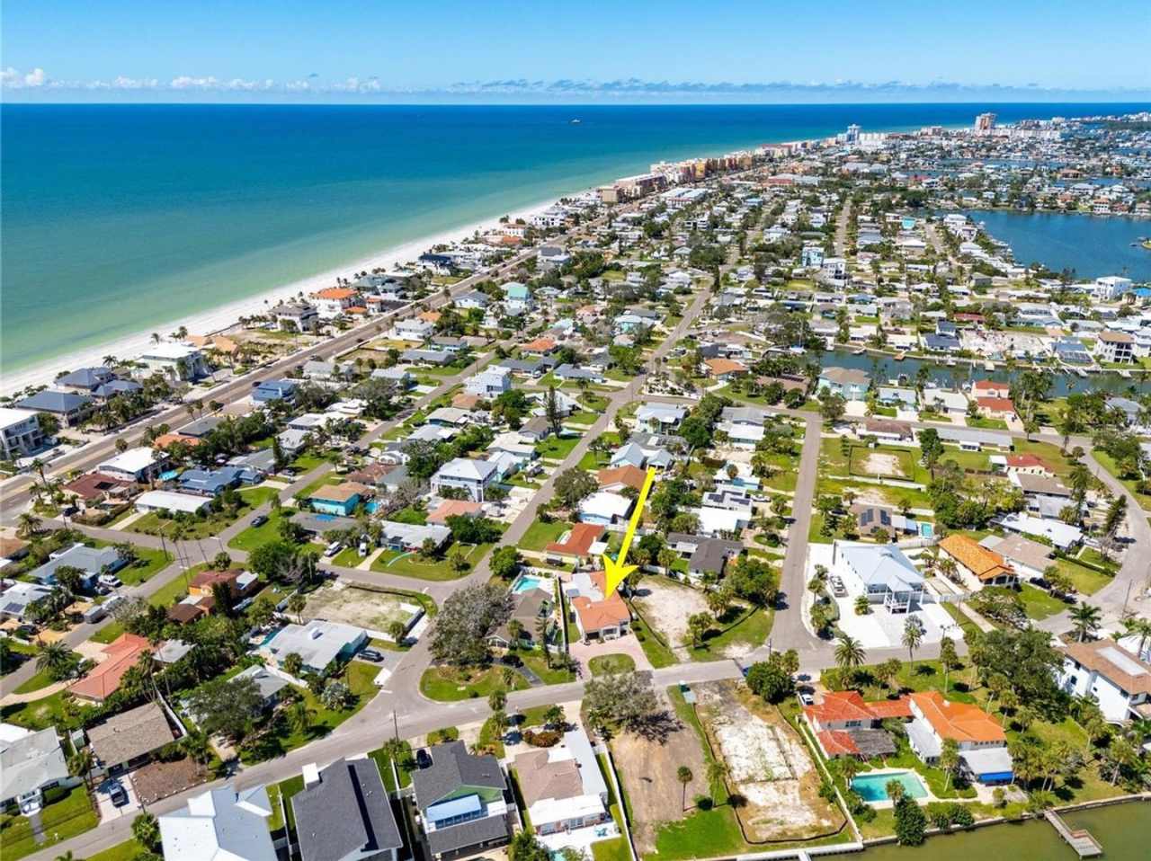 LAST MINUTE CANCELLATION - JAN TO FEB FULLY FURNISHED ALL IN PRICE OF $4500/ MONTH