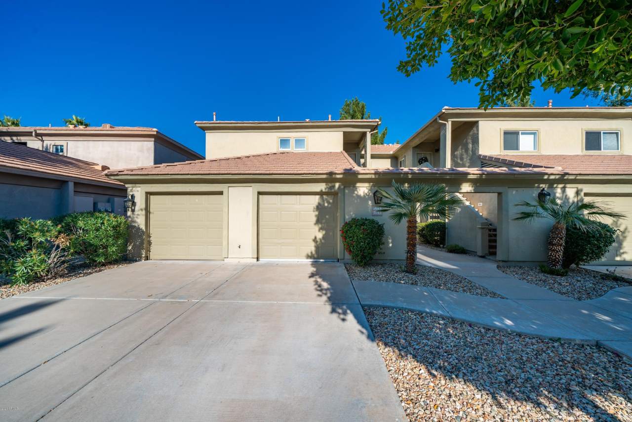 7401 W ARROWHEAD CLUBHOUSE Drive unit: 2013