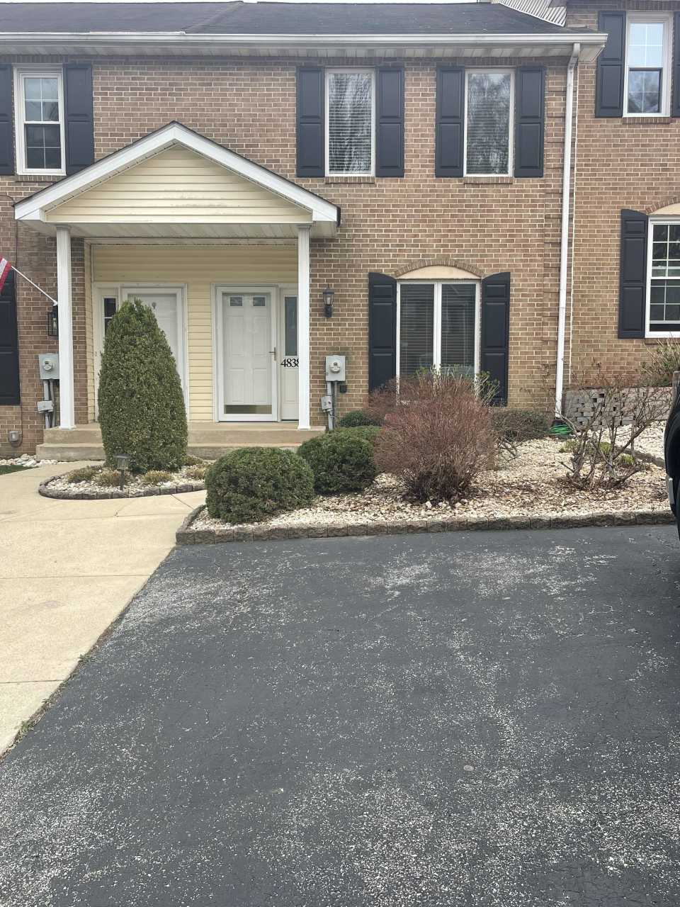 4838 Weatherhill Dr