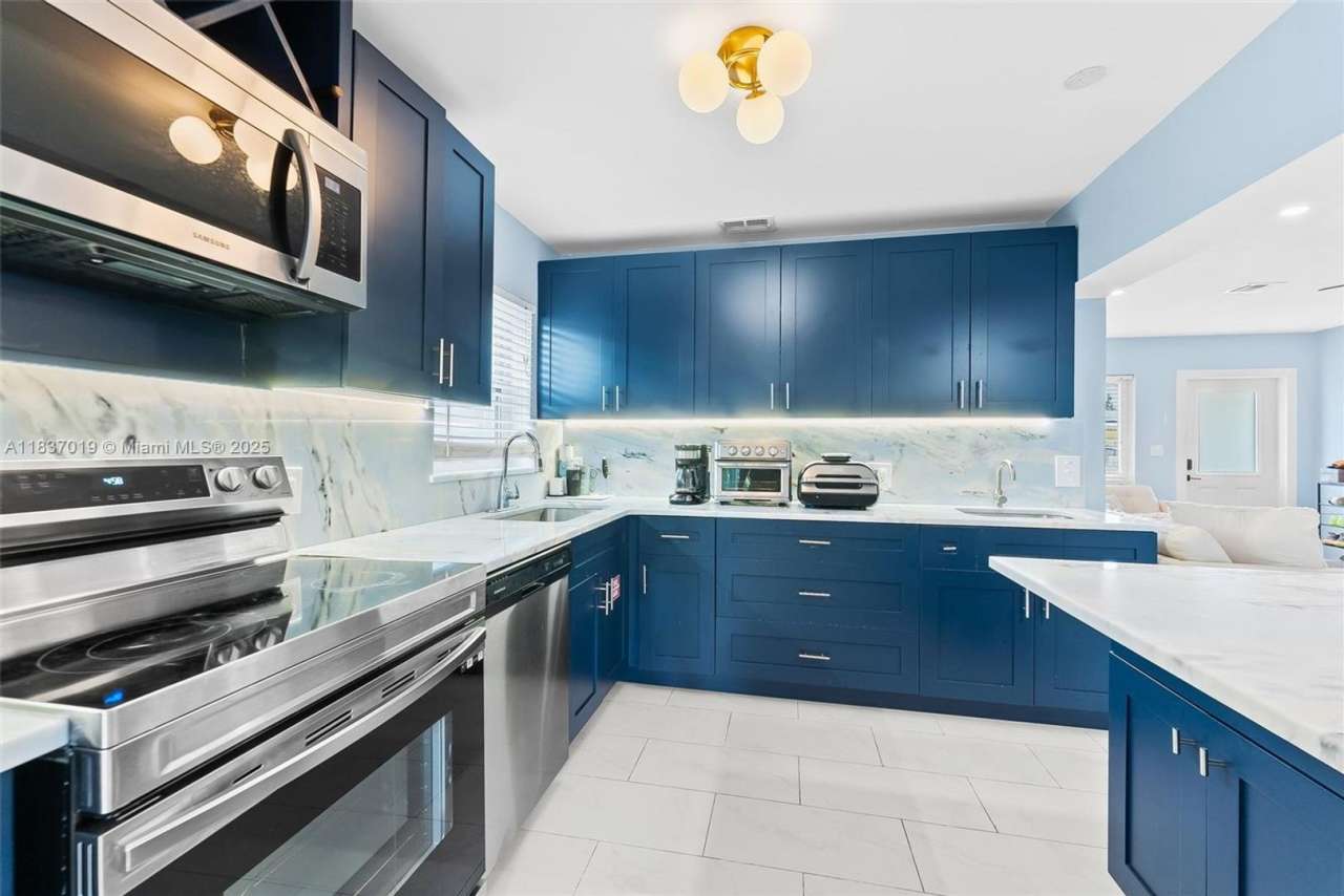 908 Citrus Isle 908, Fort Lauderdale, FL 33315