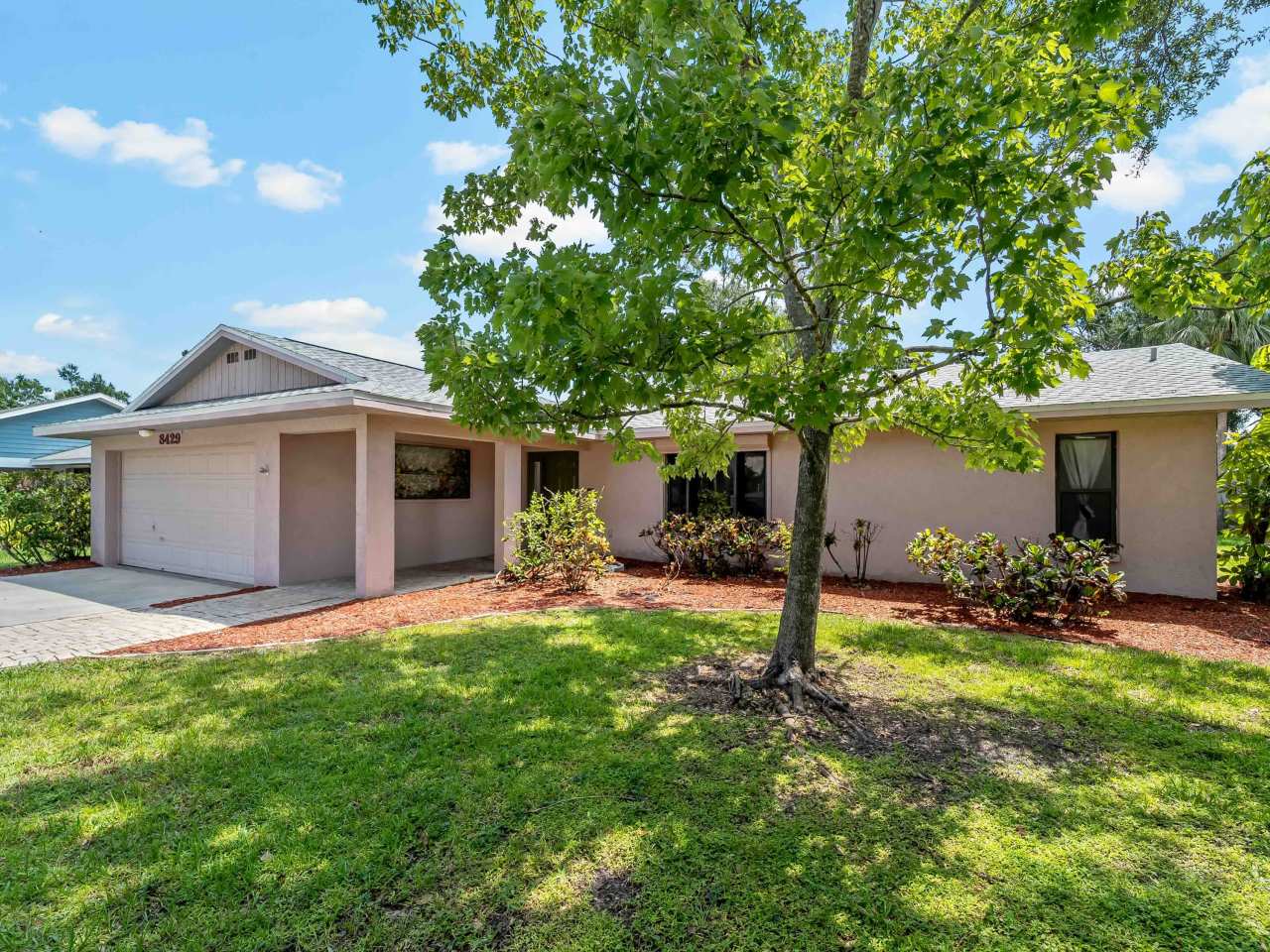 8429 Cypress Lake Circle