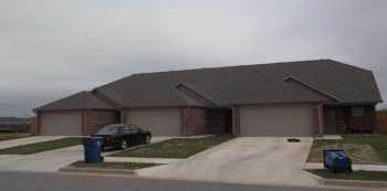 4300 SW Chapelstone Ave - 1