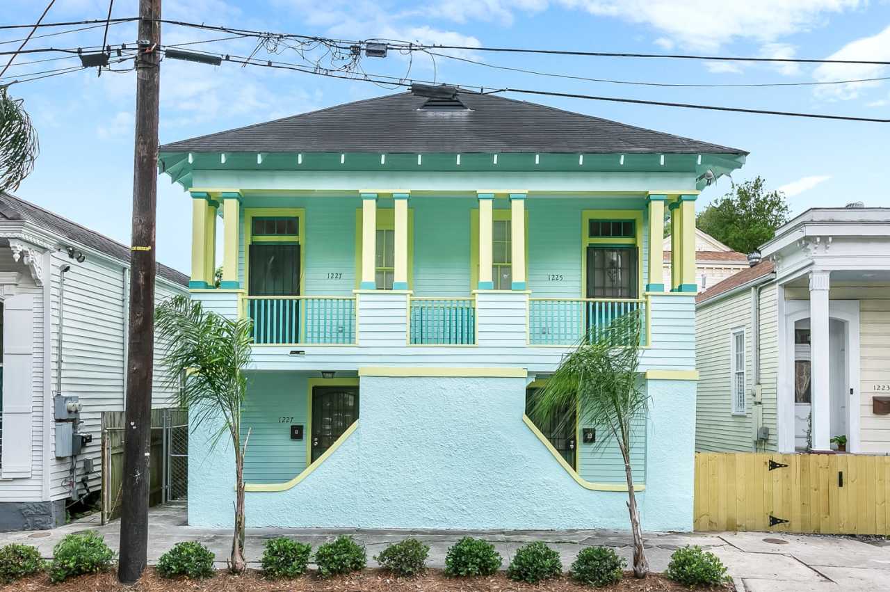 1227 Saint Roch Avenue - B