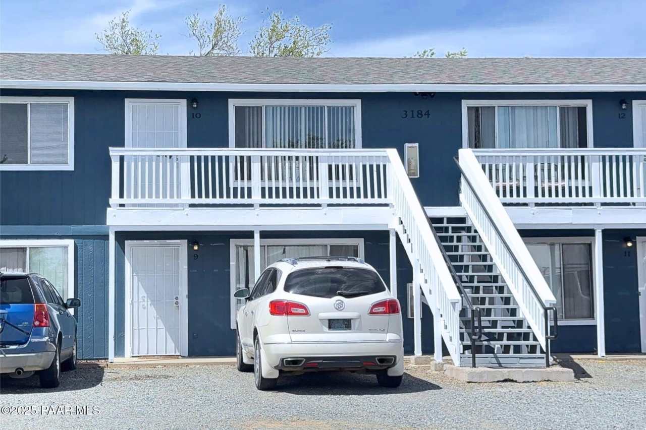 3184 N Tani Road unit: 12