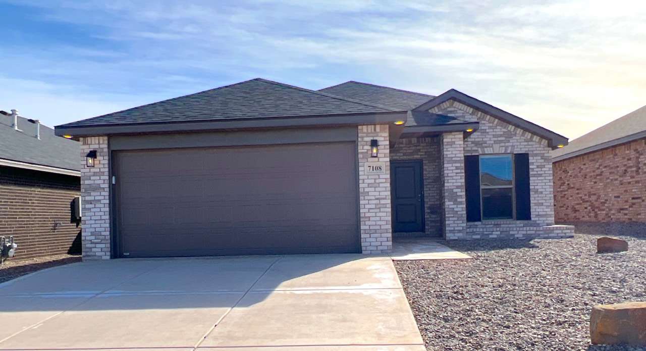 3 Bedroom Available March 1st!