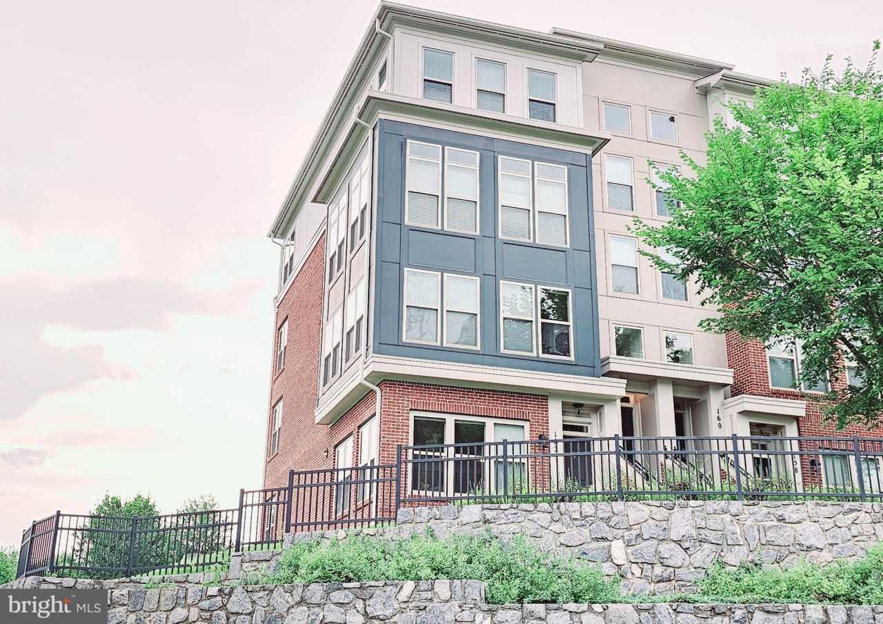 164 COPLEY Circle unit: 27 B