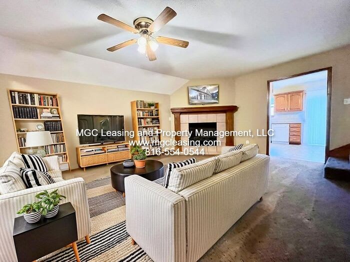 523 North Foxridge Drive