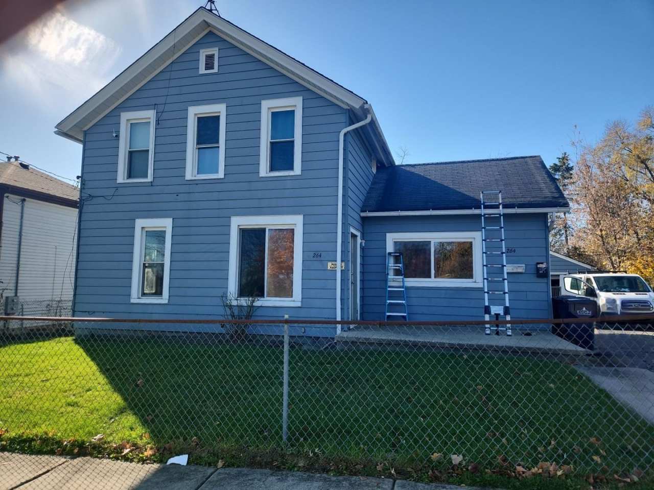 264 N Jackson Street unit: 1