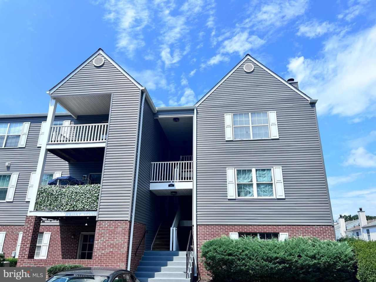 COZY STAFFORD APARTMENT WITH COMMUNITY POOL