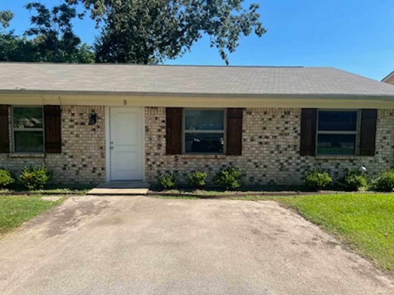 8320 Cambridge Rd #M17