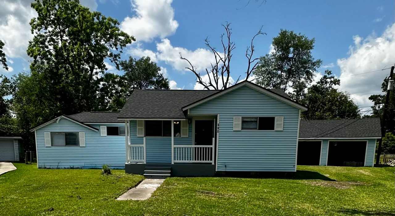 402 Newton, Orange, TX 77630