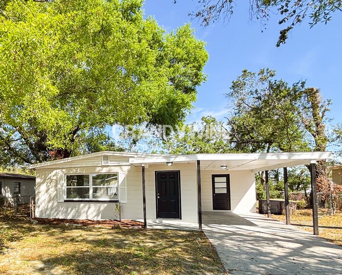 4308 East Clifton Street