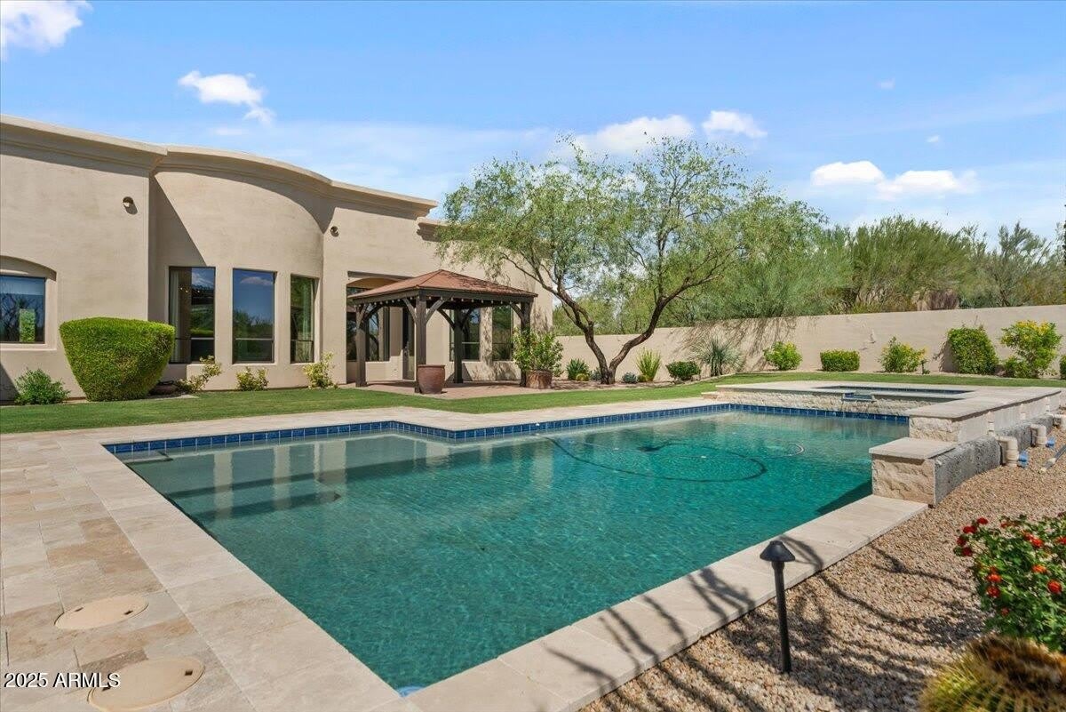 37093 N WINDING WASH Trail