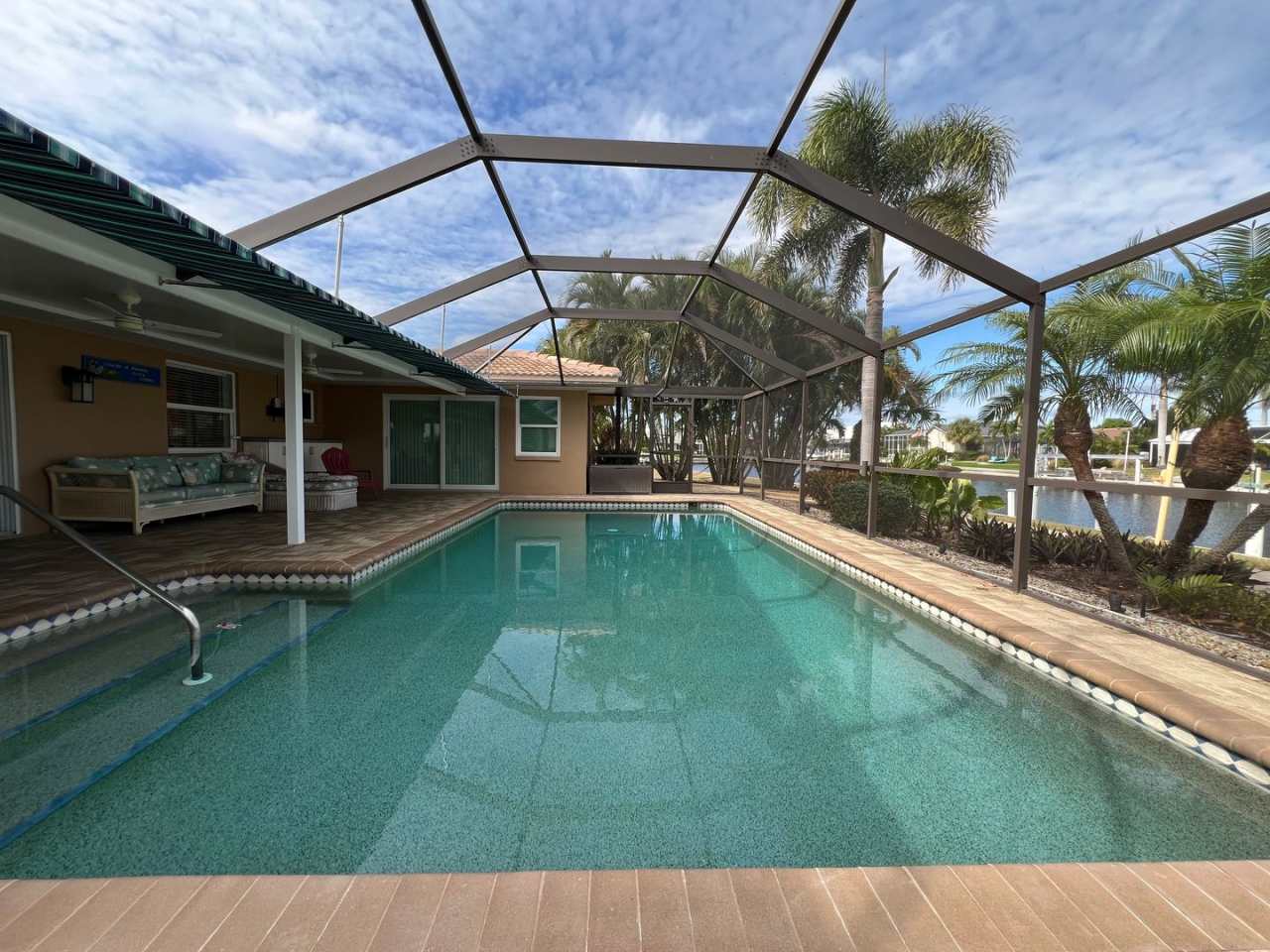 Furnished ** Punta Gorda Isles Vacation Home ** Heated Pool ** Canal / Boat Dock ** $6,500