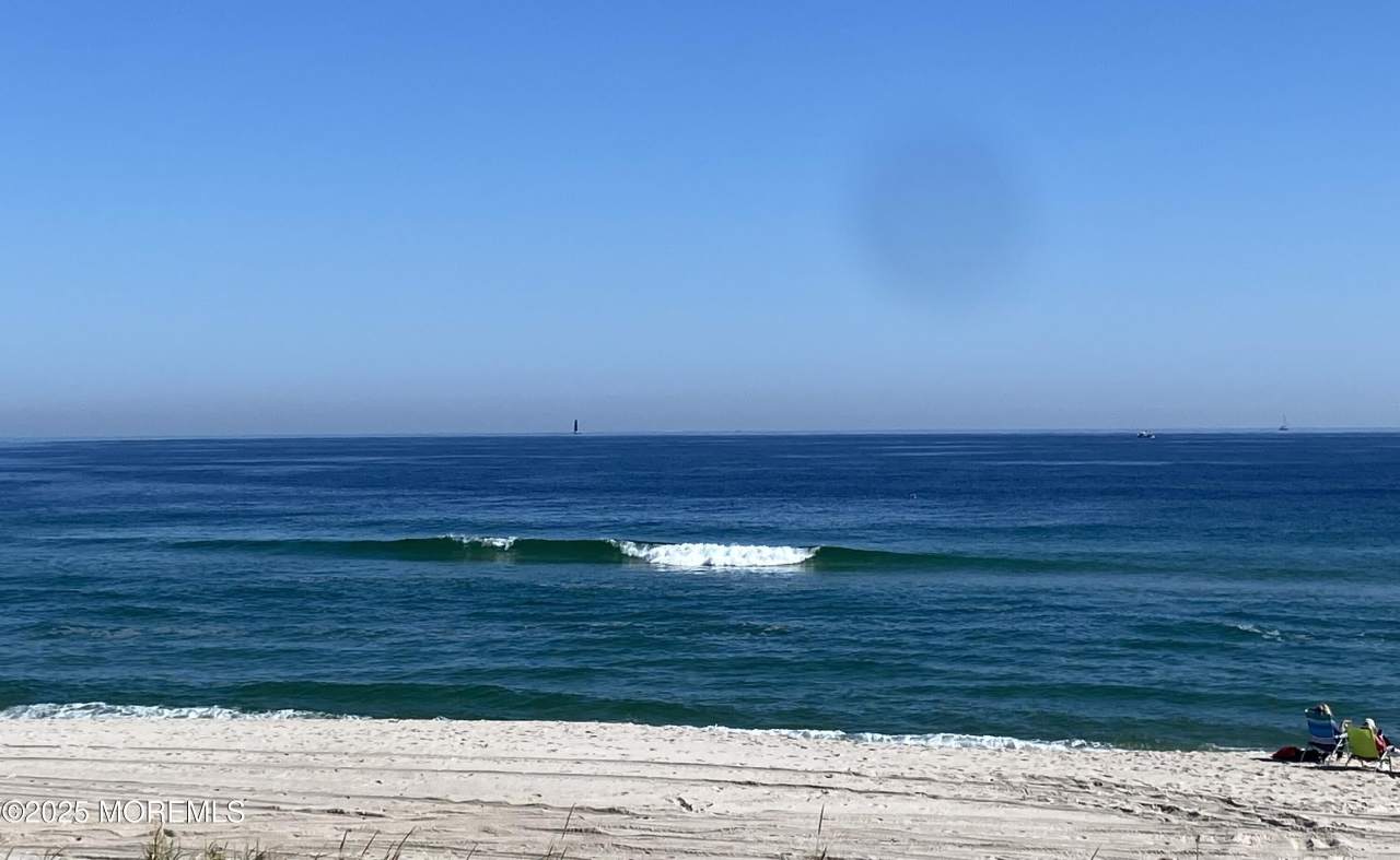 2204 Grand Central Avenue unit: 6