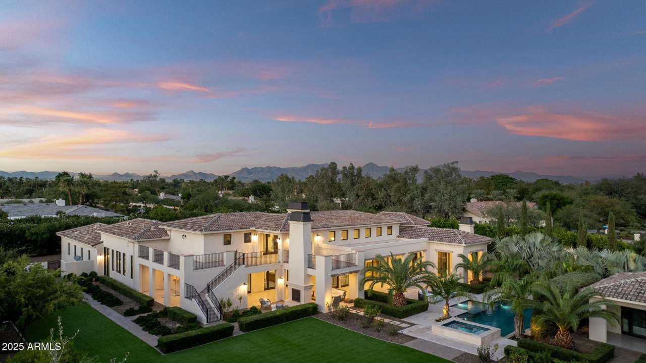 7730 N Mockingbird Lane