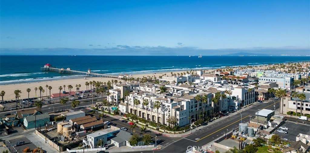 200 pacific coast Highway