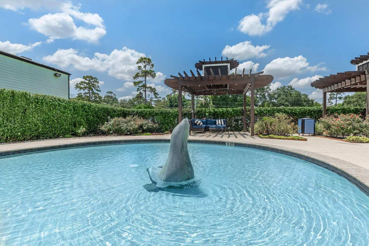 Montabella at Oak Forest Apartments