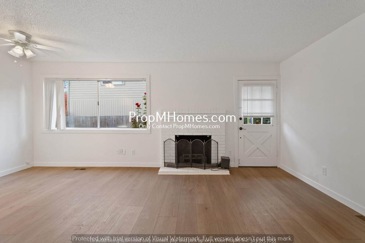 Newly Renovated Two Story Two Bedroom in Beaverton!