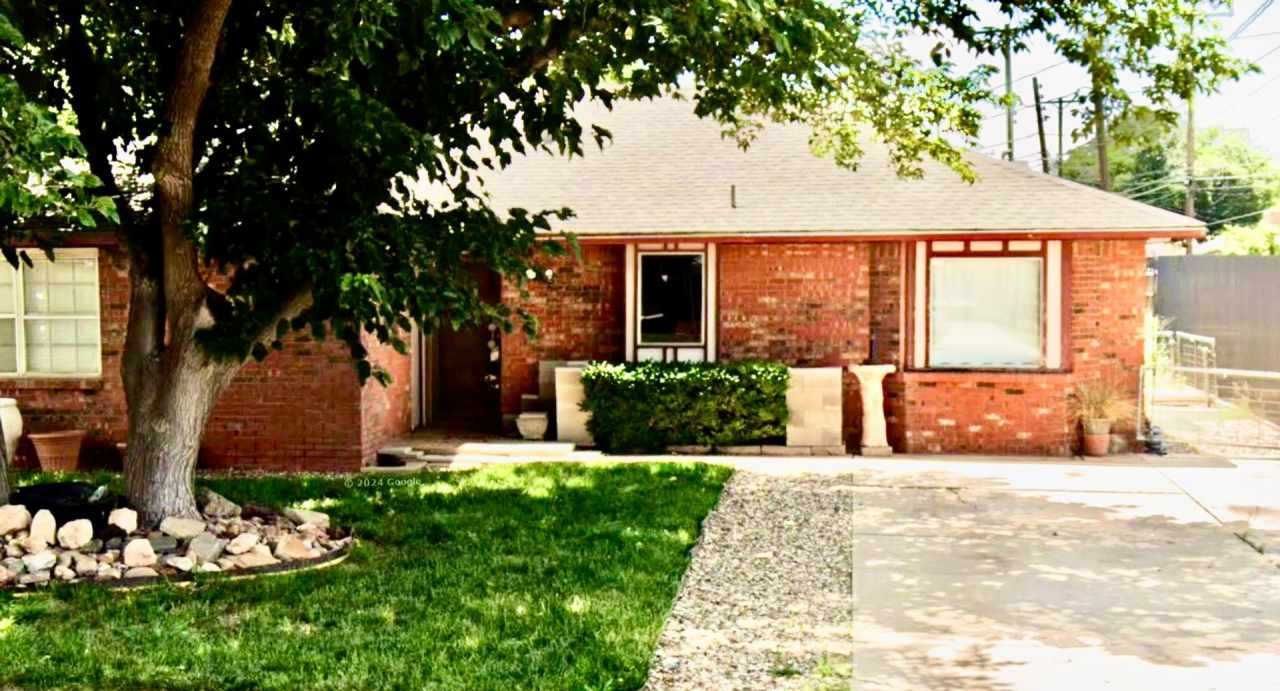 Spacious 4 Bed, 2 Bath Home in Lubbock, TX