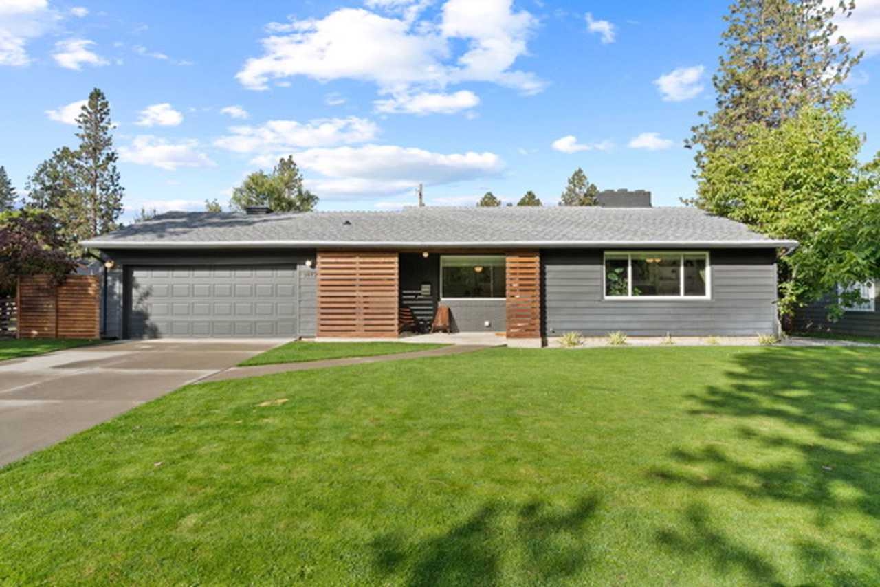 Beautiful Single Family Home!