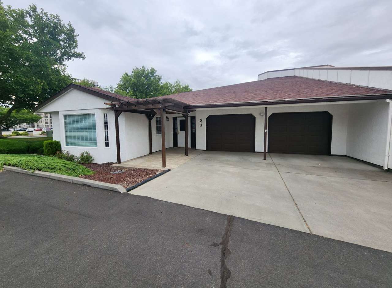 Nice Townhouse Close to Gage