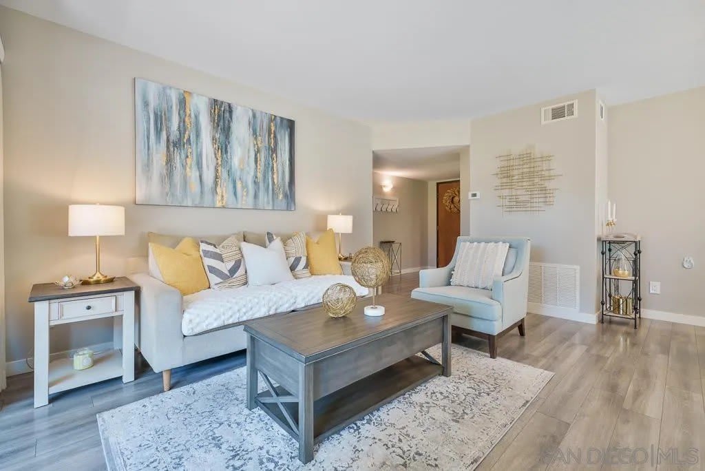 17637 Pomerado Rd unit: 123