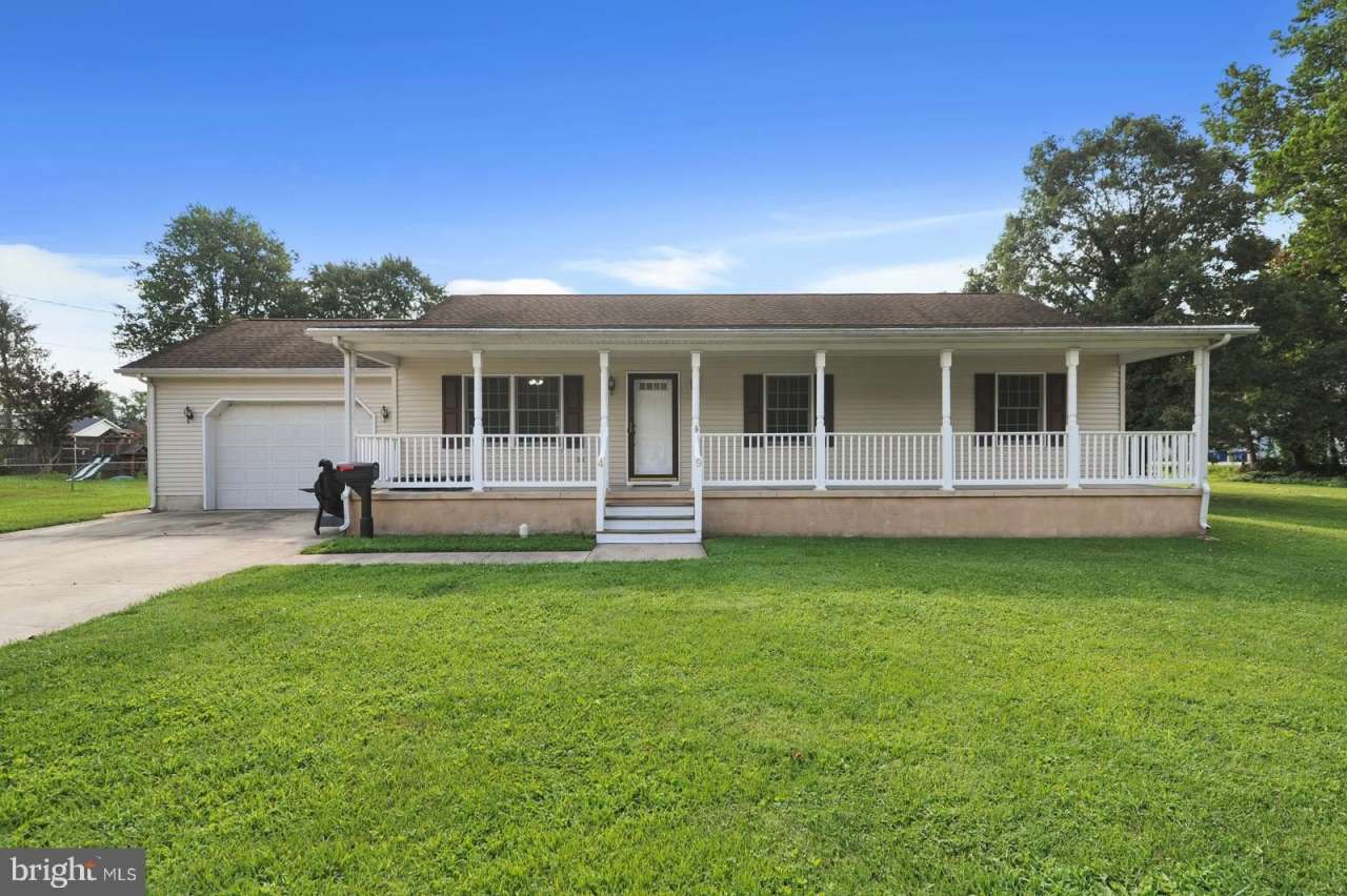 49 S MECHANIC Street