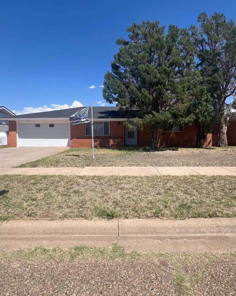 121 Sasser Clovis, NM 88101
