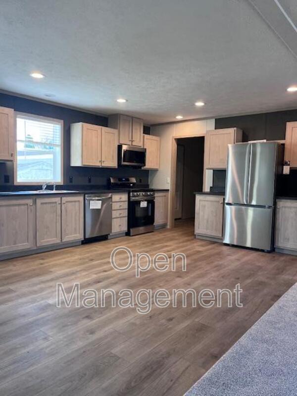 2301 Southwest Oralabor Road