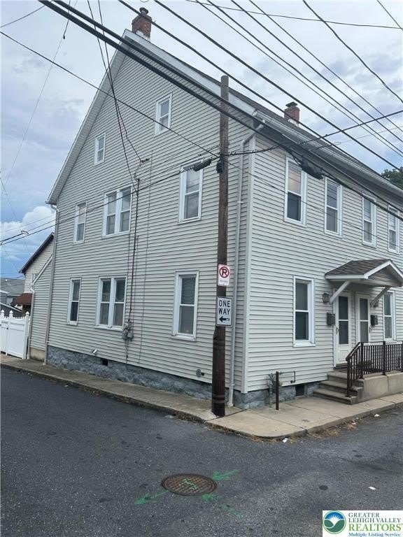 57 E Raspberry Street