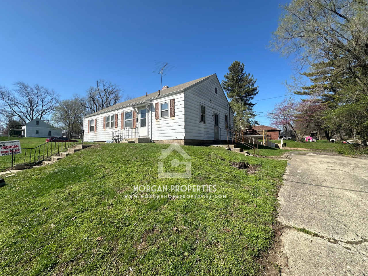 1051 Sycamore Street