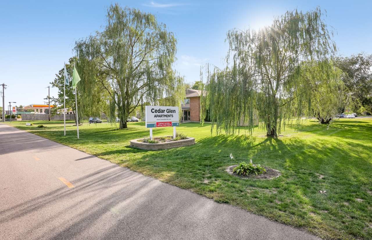 Cedar Glen Apartments