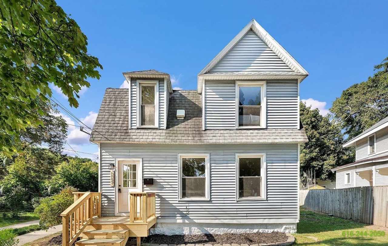 BRAND NEW REMODEL!!! Lakertown! Available Aug 1st!