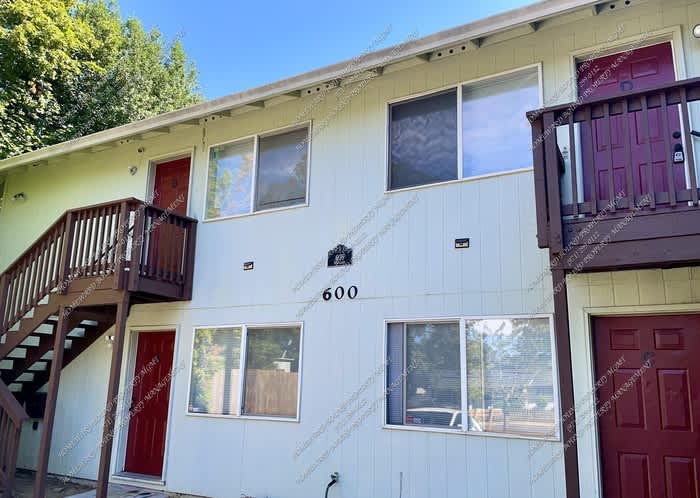 600 Southeast 175th Place