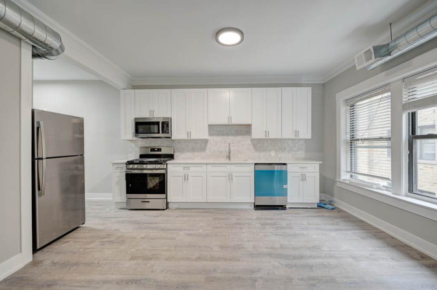 6517 North Newgard Ave.