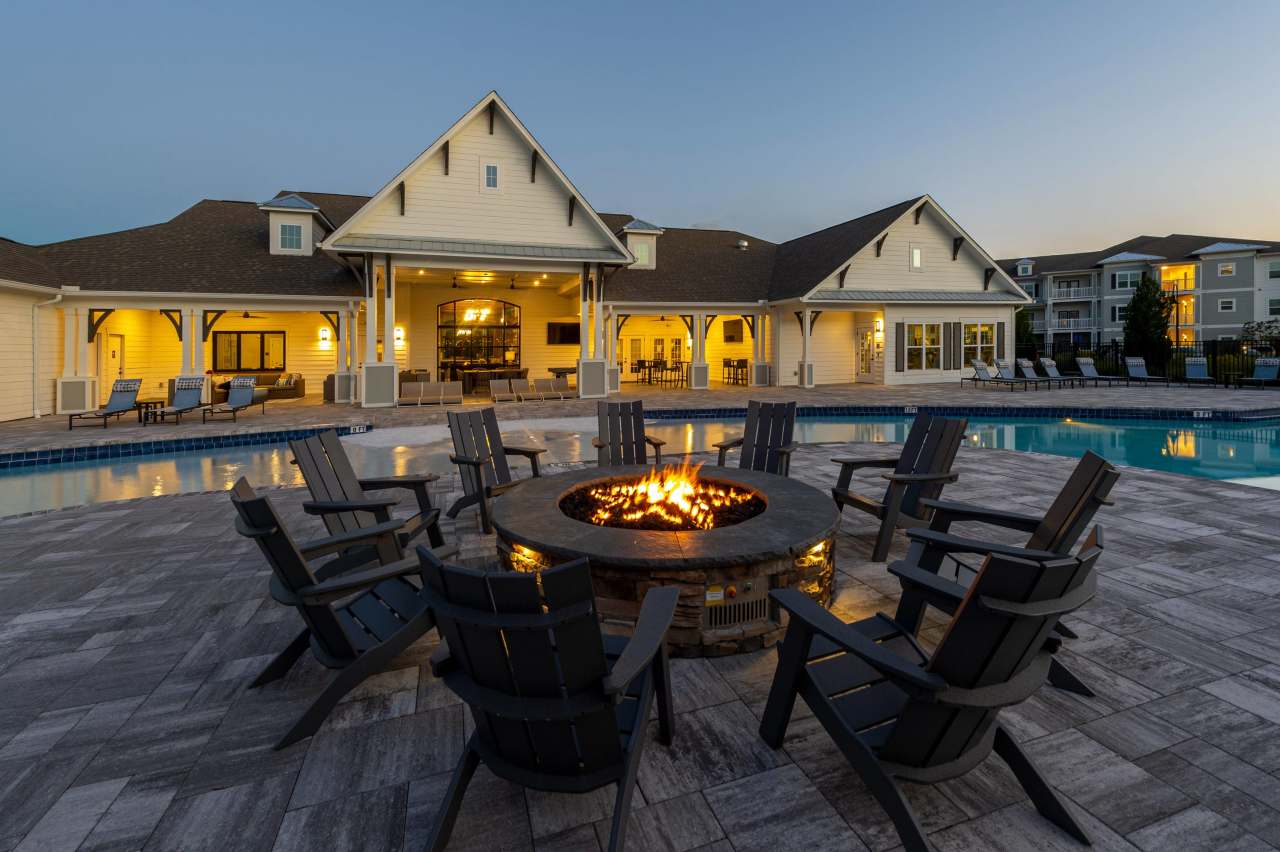 Infinity Hammock Bay
