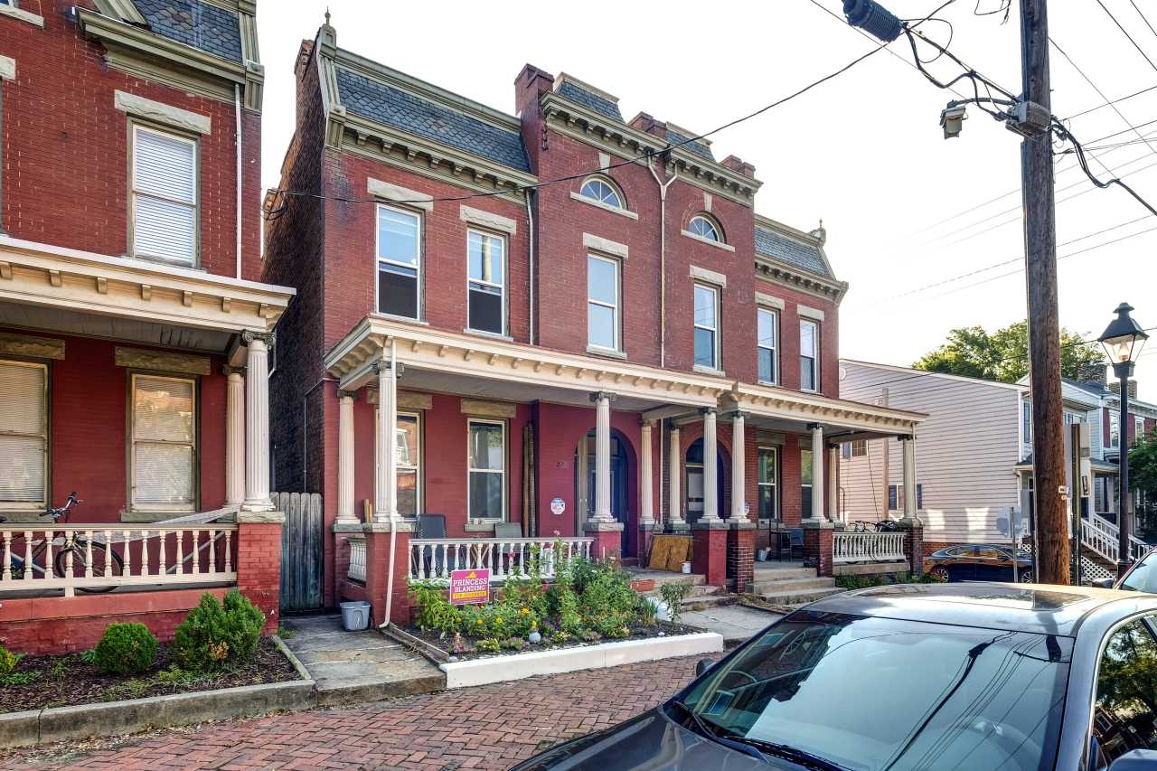 802 West Clay Street - B Downstairs
