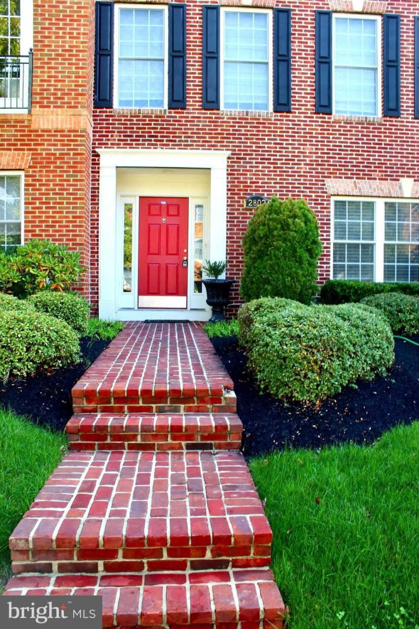 2802 MOORES PLAINS Boulevard