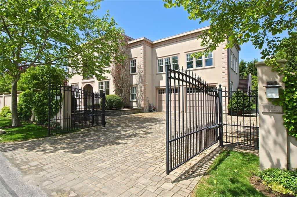 203 Coggeshall Avenue