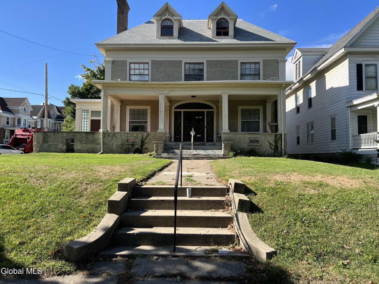 1114 Union Street unit: 5