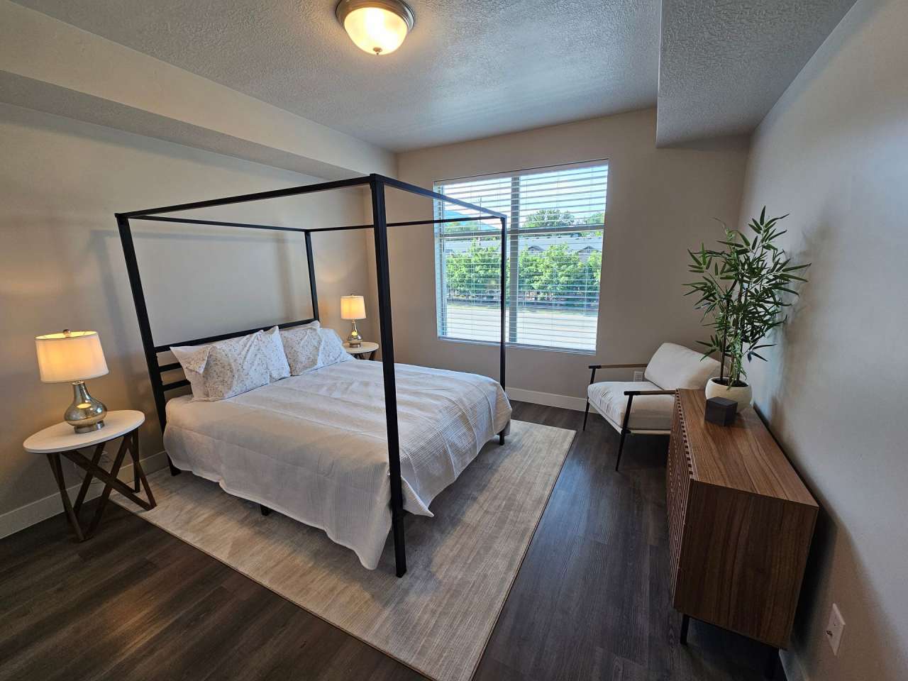 Canyon View Living on 12th