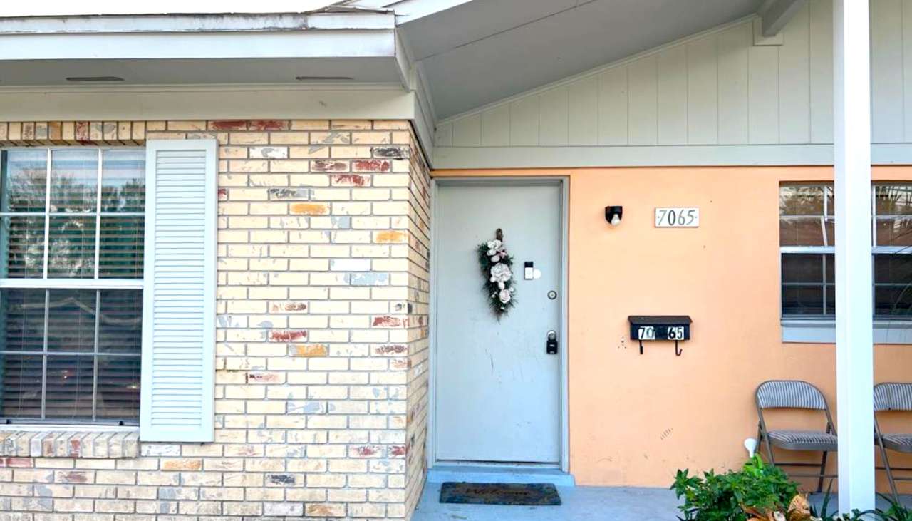 7065 Balboa Drive - 1