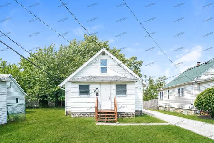 5919 Maplewood Road