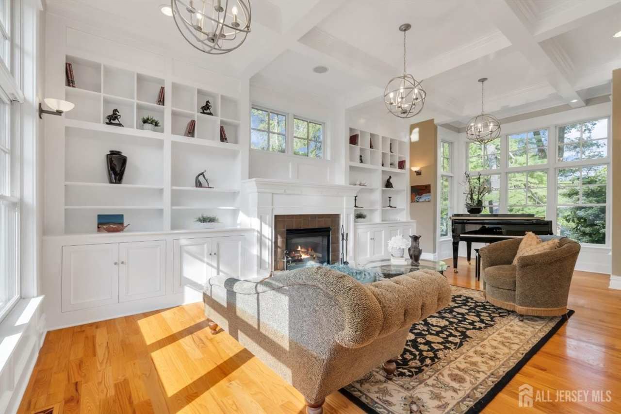 627 Princeton Kingston Road