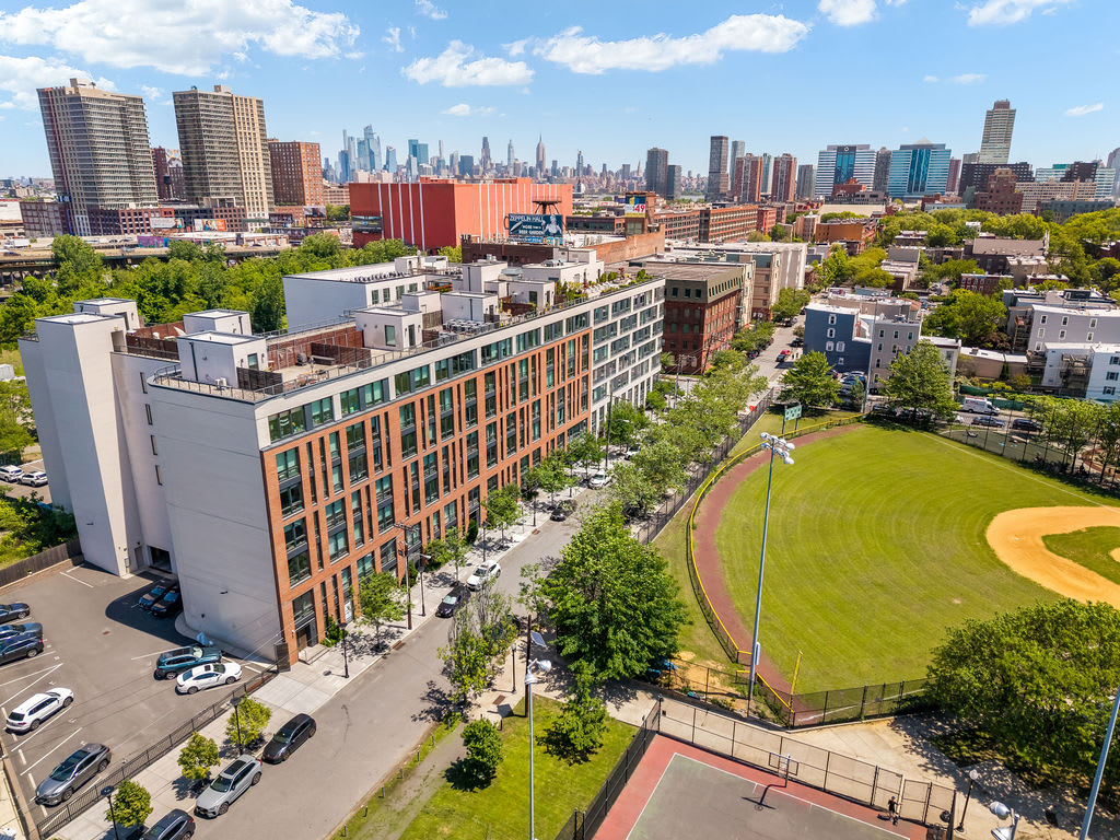 DVORA Hamilton House