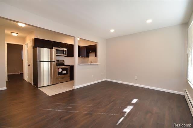 2251 WOODWARD Heights