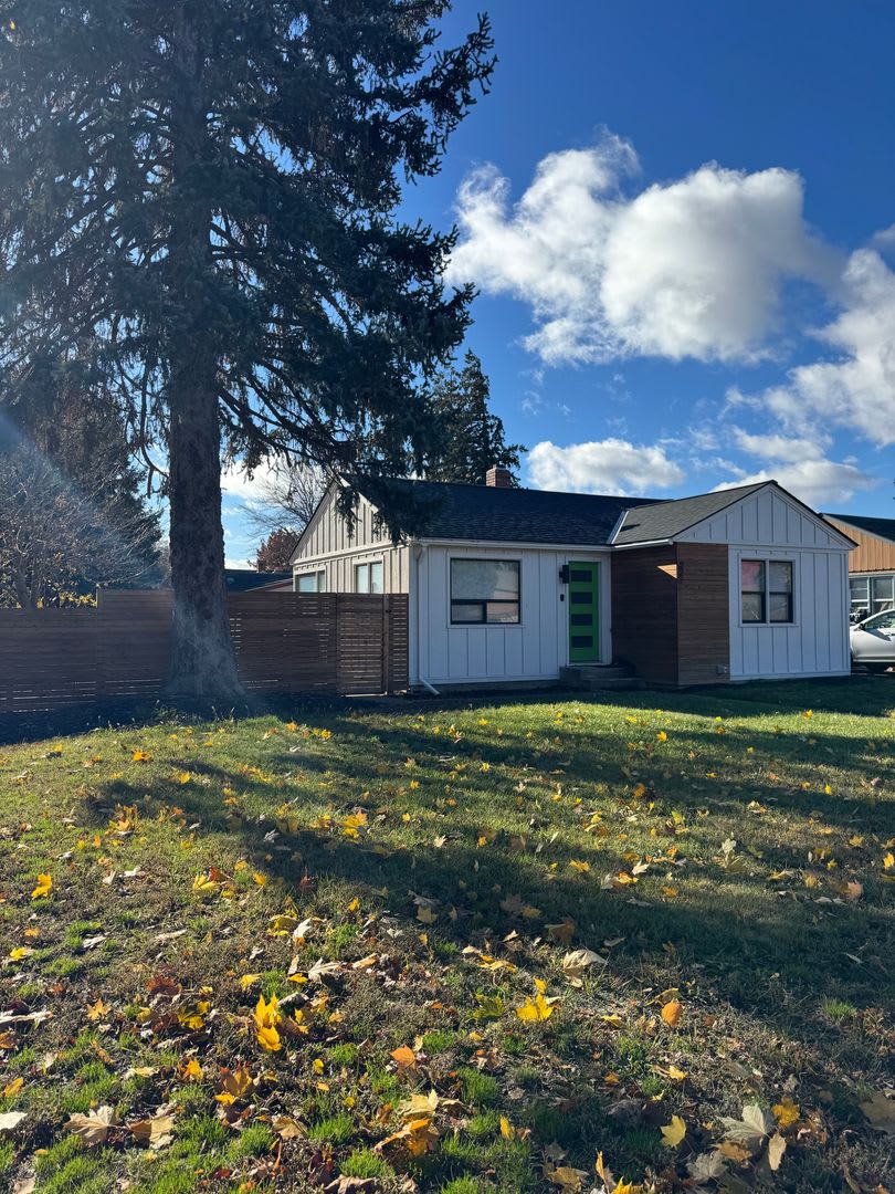 Beautifully Maintained Home in the Heart of Ellensburg
