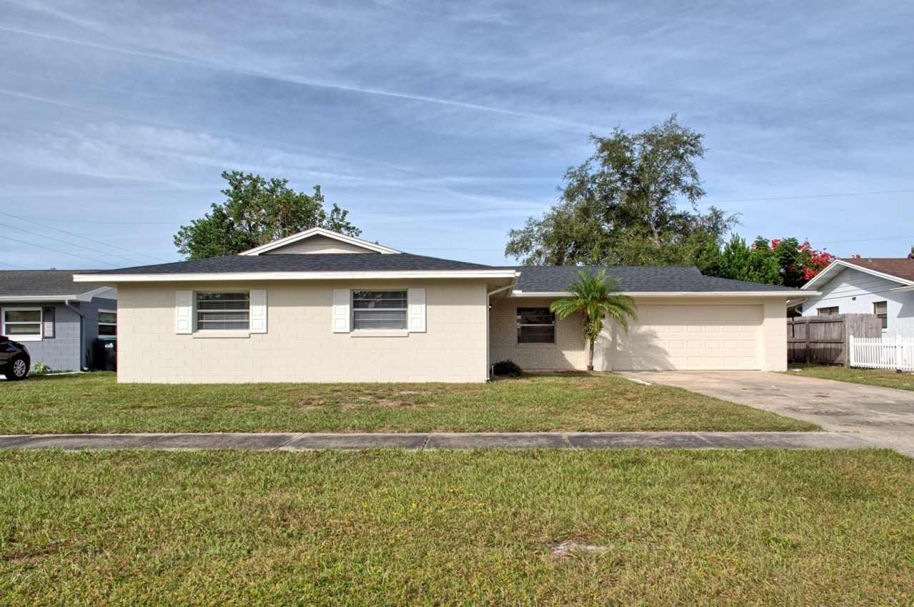 4 bedroom 2 bath single-family home in Conway Hills Subdivision of Orlando